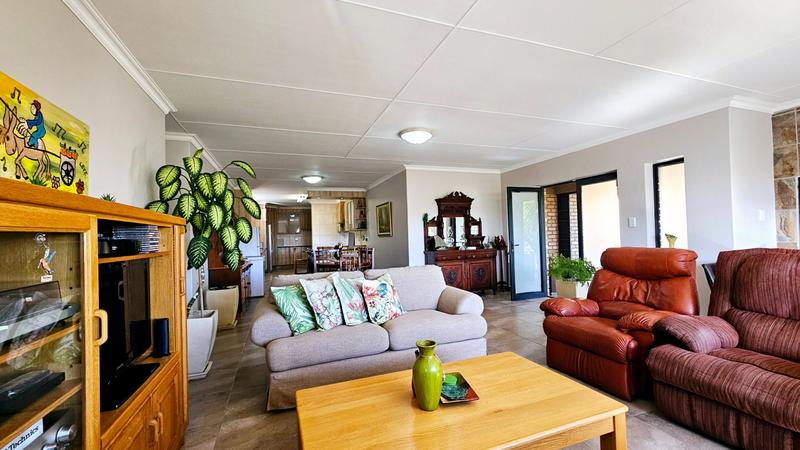 3 Bedroom Property for Sale in Reebok Western Cape